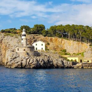 Sail the Italian Seas: A Mediterranean Adventure