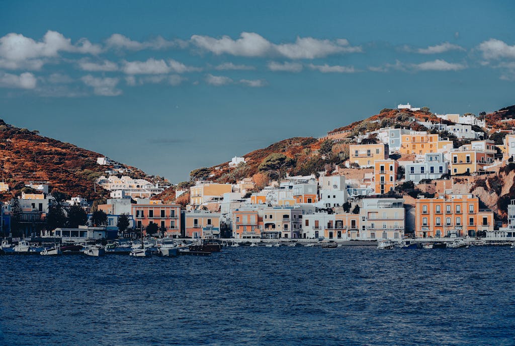 Sailing guide: Sailing in the Pontine Islands