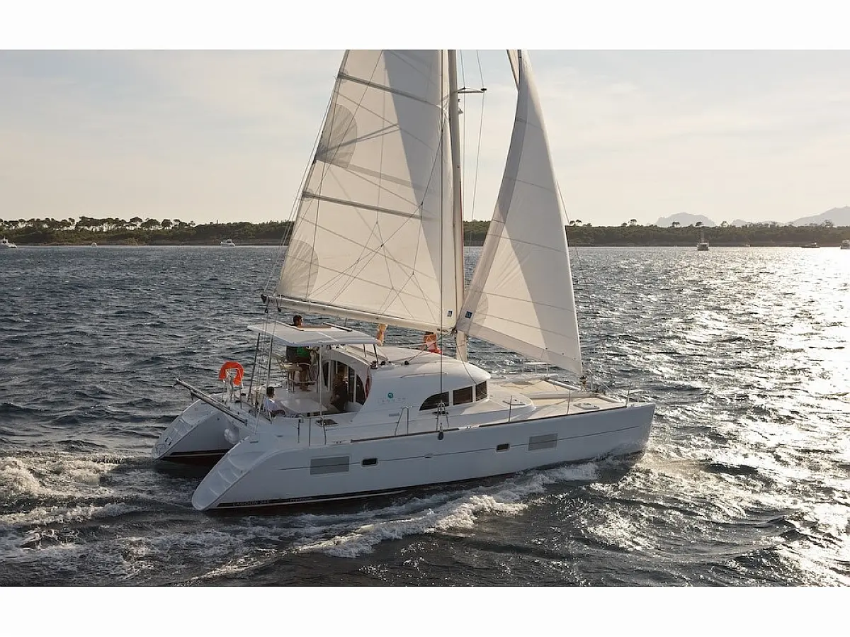 Lagoon 38 (2005) in French Riviera