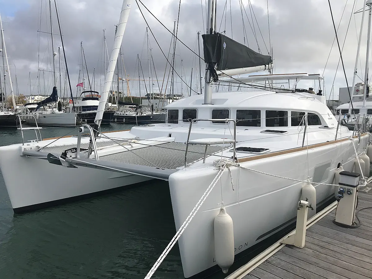 Lagoon 380 (2019) in French Riviera