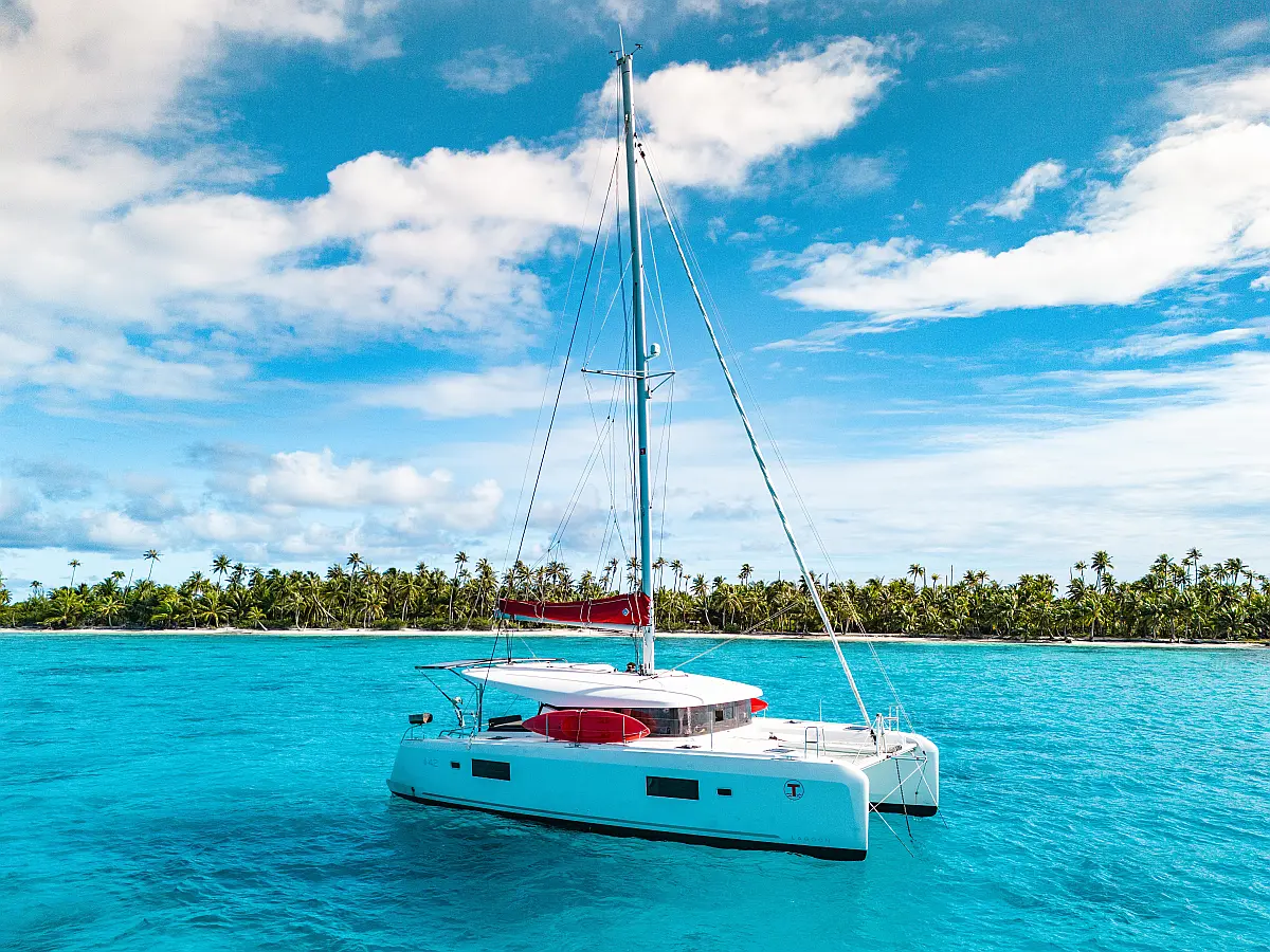 Lagoon 42 (2023) in French Polynesia