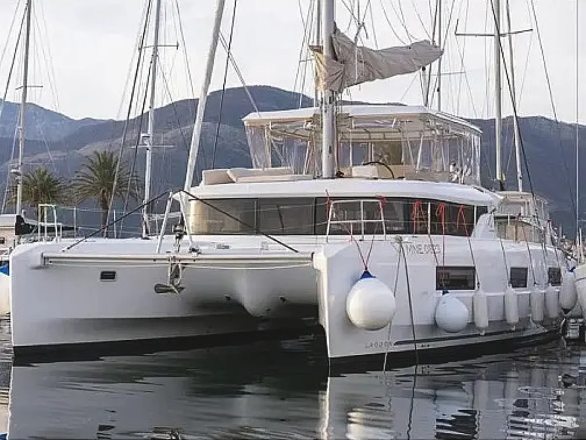 Lagoon 46 (2022) in Montenegro