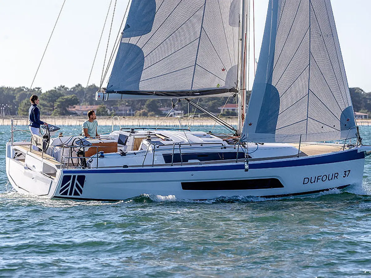Dufour 37 (2026) in Italy