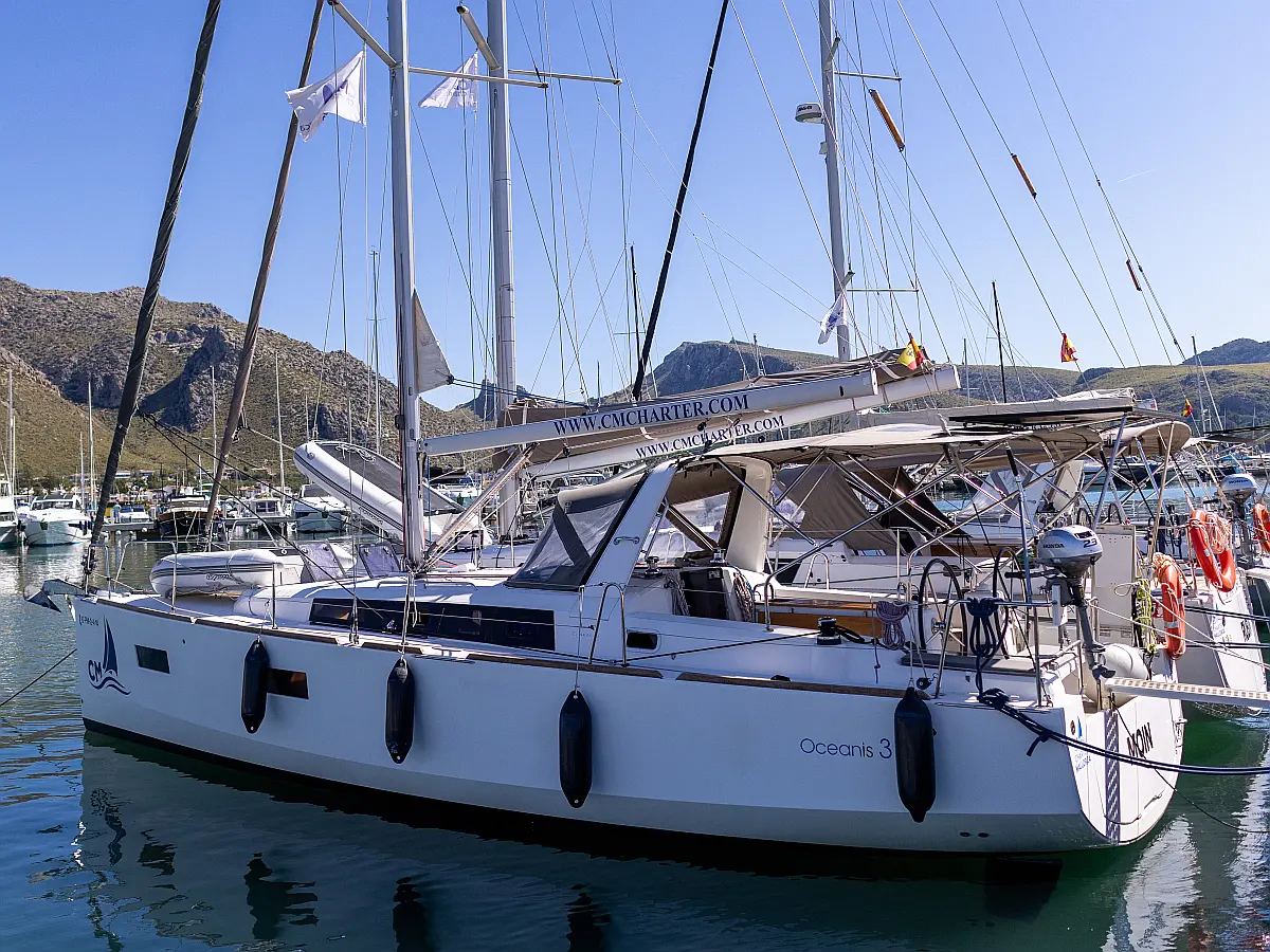 Oceanis 38 (2014) in Mallorca